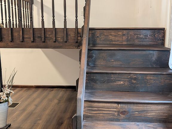 5th image of 328 N Main St #2