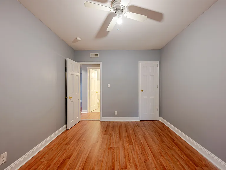 1715 Capitol Ave NE #3 — Photo 3