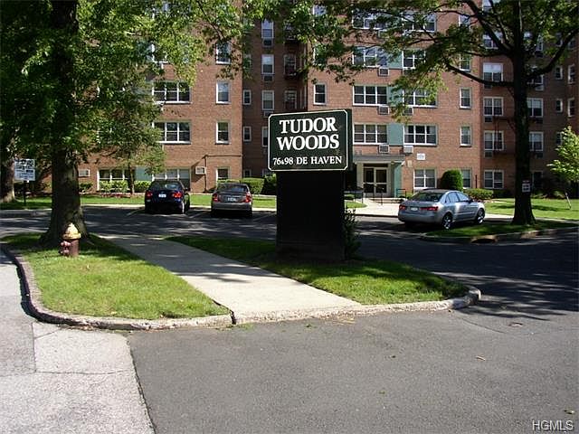 1st image of 76 Dehaven Dr APT 2M
