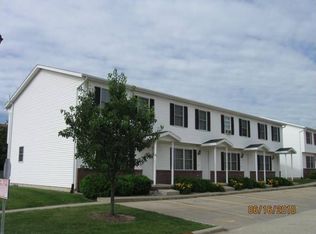 111 Crossing Dr, Normal, IL 61761