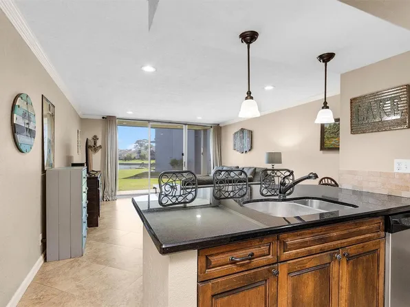 12500 Melville Dr APT 138D, Montgomery, TX 77356