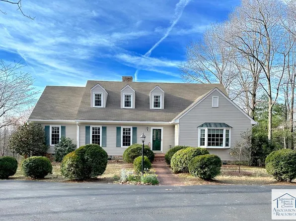 770 Fire Trail Ln, Stuart, VA 24171