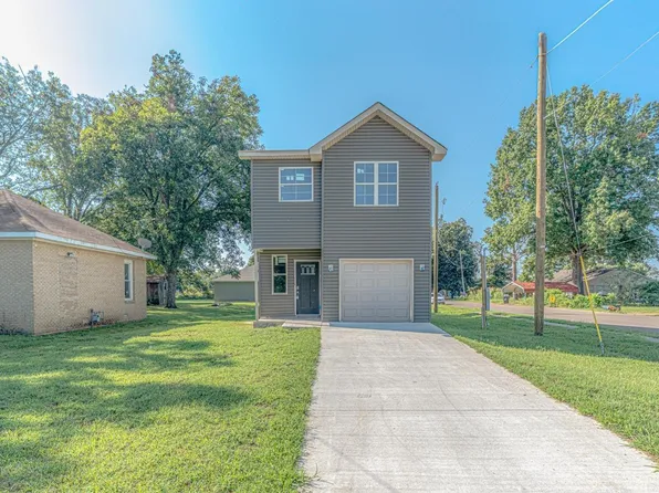 630 W Calhoun St, Luxora, AR 72358