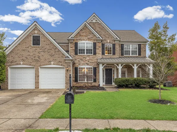 2058 Delaware Dr, Nolensville, TN 37135
