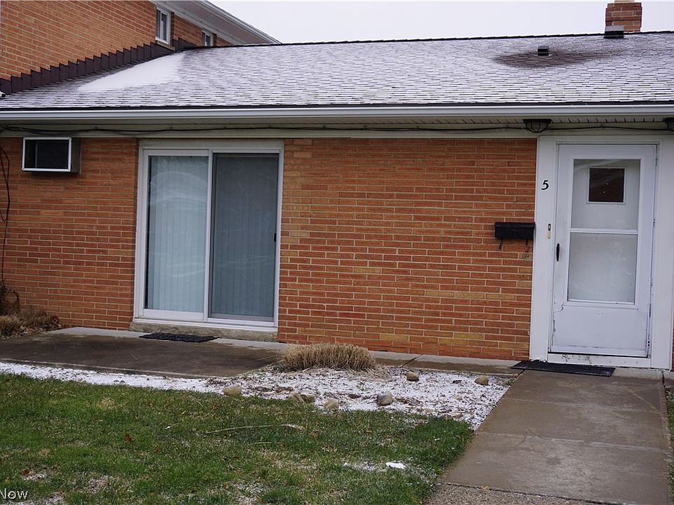 1st image of 2469 Warren Pkwy