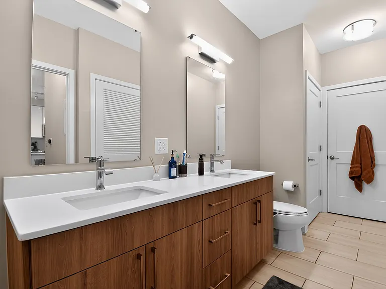145 Riverhaven Dr #549 — Photo 9