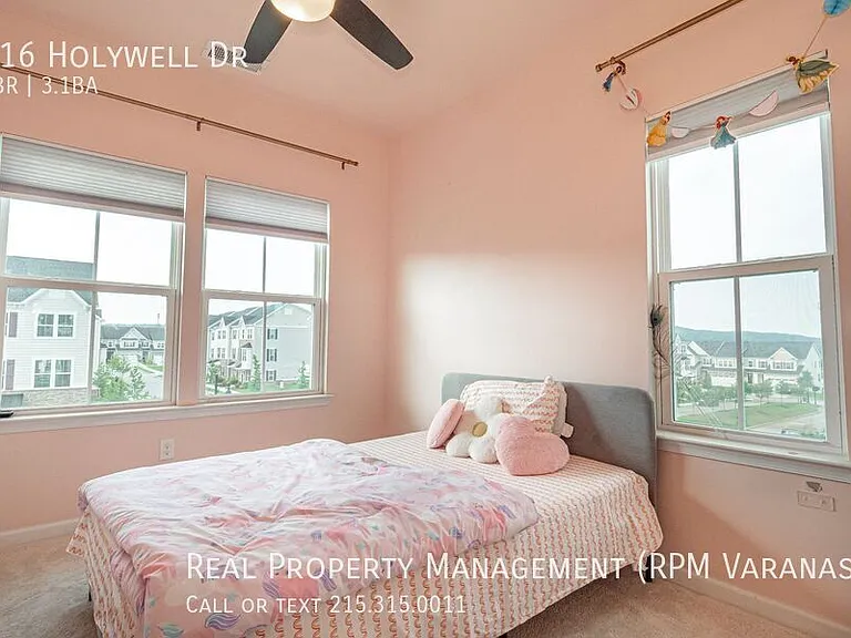 516 Holywell Dr — Photo 16