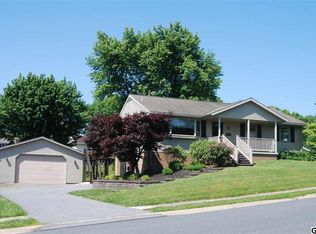 232 Watercress Ln, Elizabethtown, PA 17022