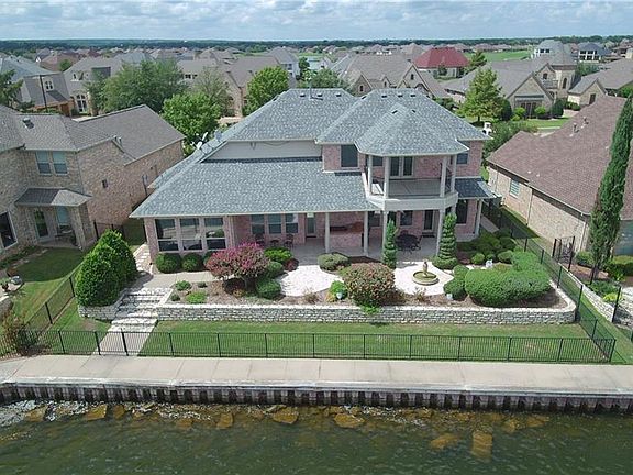 3rd image of 2712 Harborside Dr