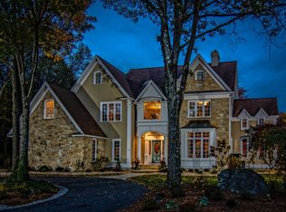 10 Kendall Dr, Westborough, MA 01581