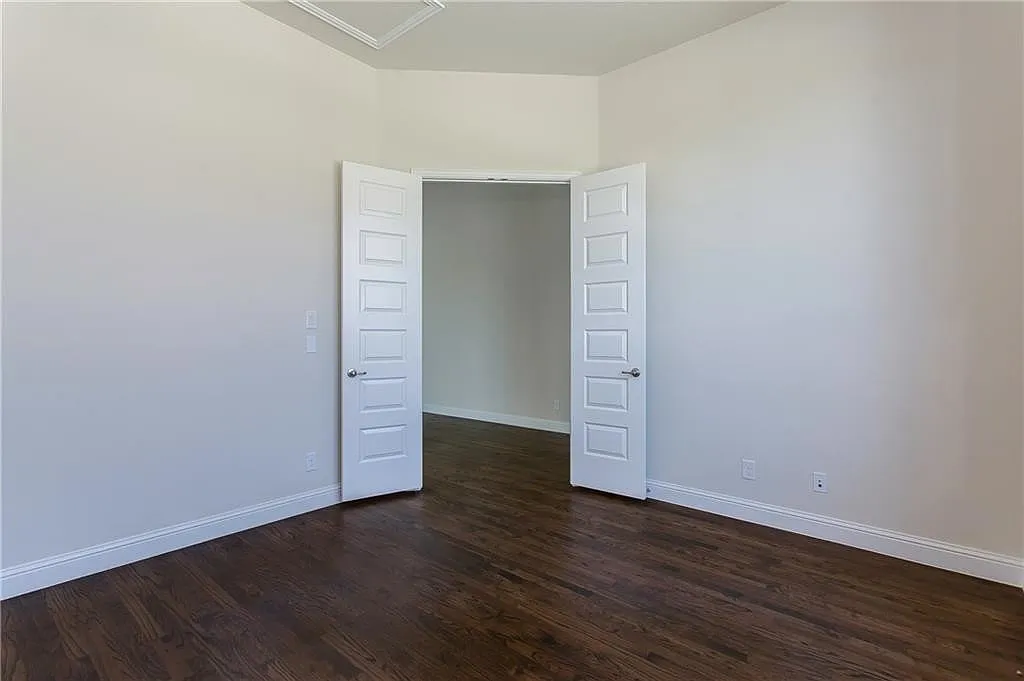 4 bed, 3106 sqft, $4,200 — Photo 4