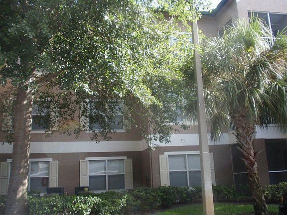 2nd image of 7605 Pissarro Dr #13306