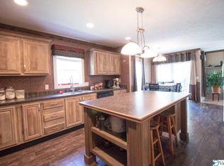 1104 Manley Rd, Hazel Green, AL 35750