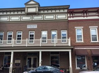 523 Milwaukee St, Delafield, WI 53018