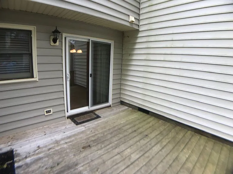 6749 Chauncey Dr — Photo 16