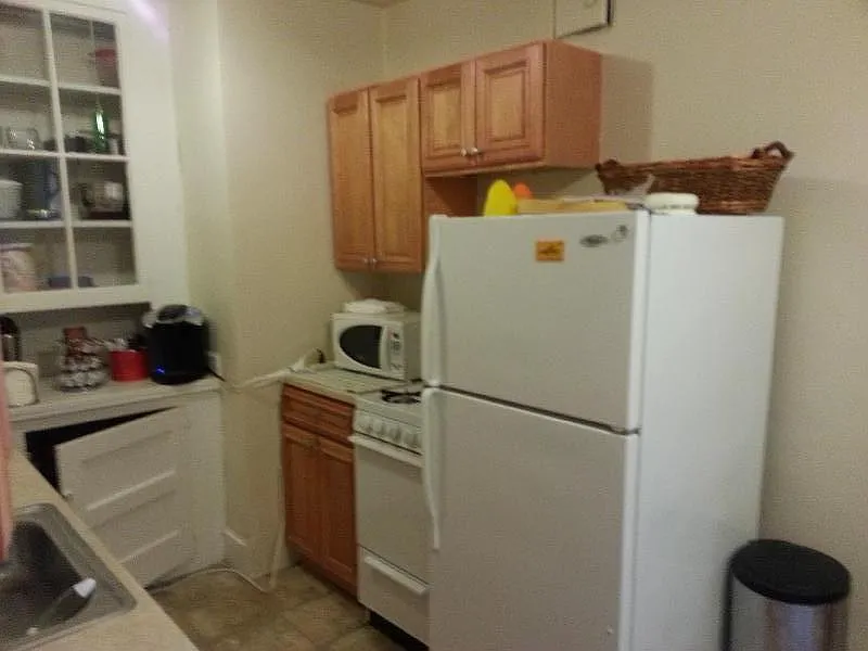 1 bed, 1.0 bath, $2,400 — Photo 2