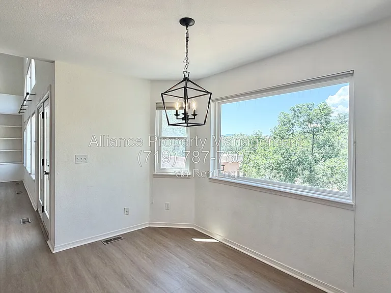 1755 Smoke Ridge Dr — Photo 5
