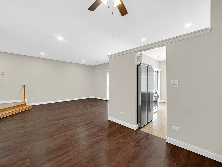 1661 Commodore Ct #3 — Photo 12
