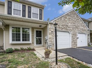 1231 Meadowview Cir, Lansdale, PA 19446