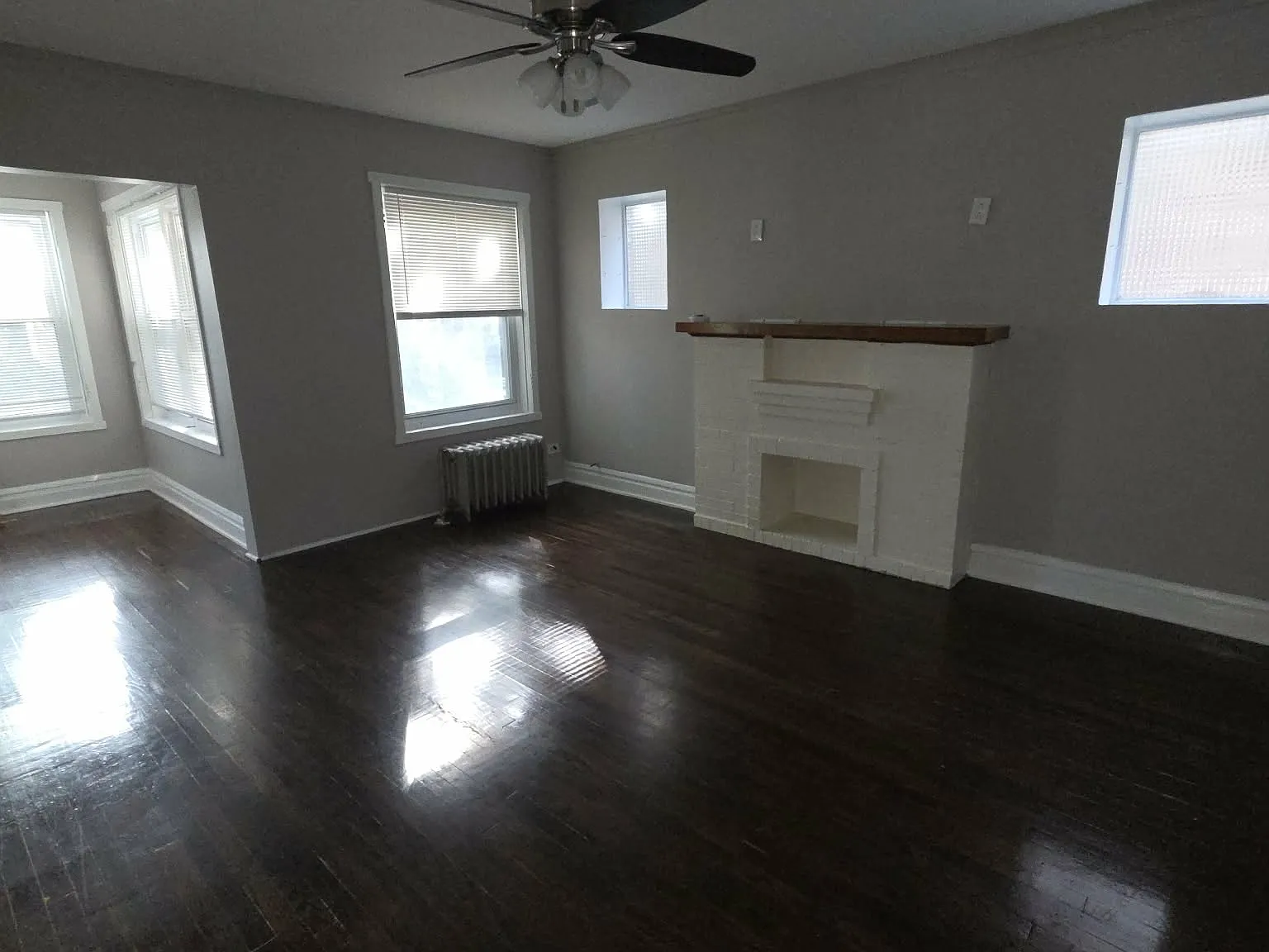 3 bed, 1200 sqft, $2,000 — Photo 1