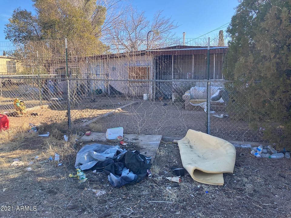 2nd image of 111 Nighthawk Ave