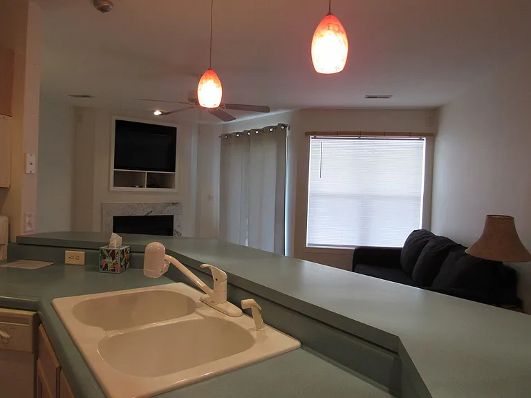 549 Park Place Dr #1E — Photo 12