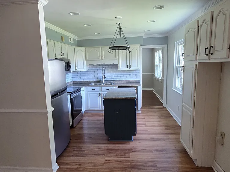 1140 Birnam Woods Dr #2 — Photo 8
