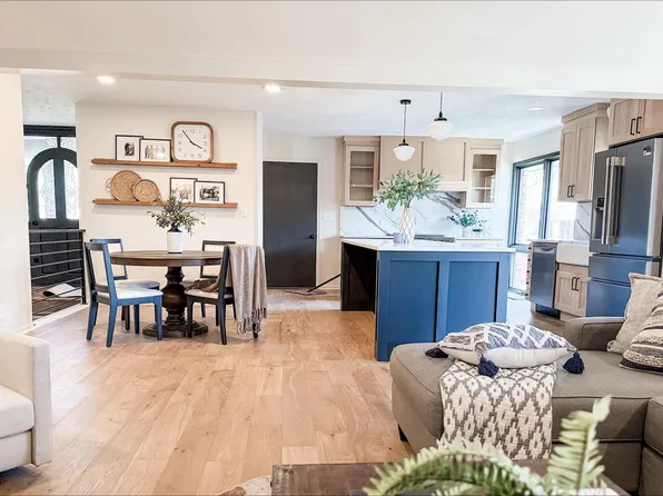 2115 Heritage Pines Ct, Lincoln, NE 68506