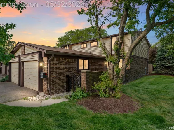 32105 W 12 Mile Rd, Farmington Hills, MI 48334