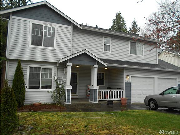 2nd image of 2609 Riverwalk Dr SE