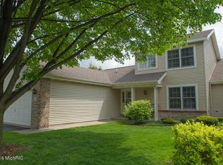 7533 Woodbridge Ln, Portage, MI 49024