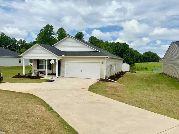 335 Ellis Ferry Rd, Gaffney, SC 29341