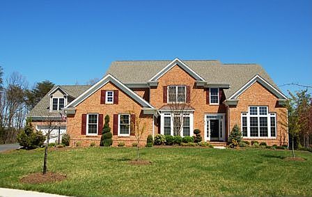 STUNNING ESTATE HOME