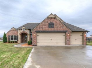 6820 E 145th St N, Collinsville, OK 74021