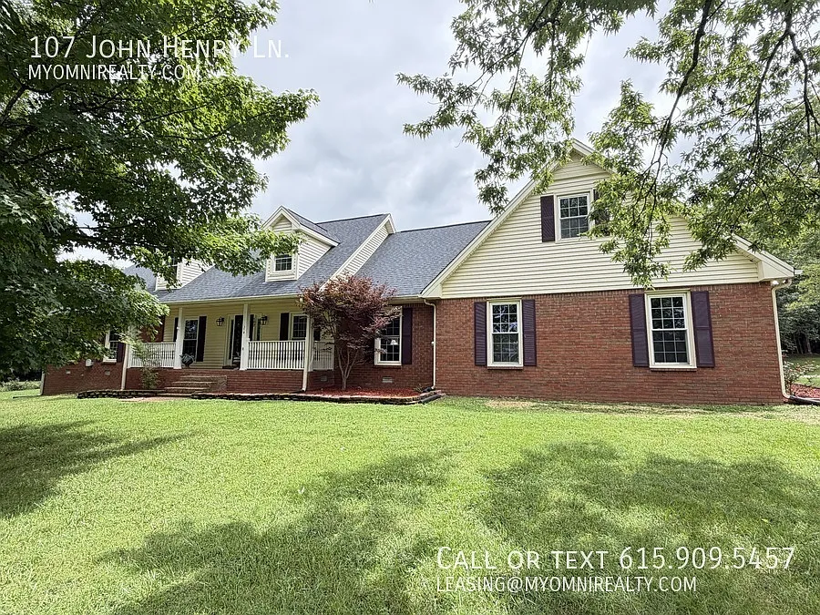 107 John Henry Ln