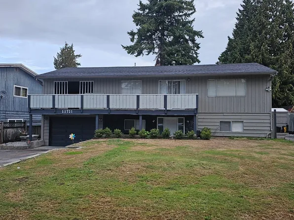 11721 79a Ave, Delta, BC V4C 1V7