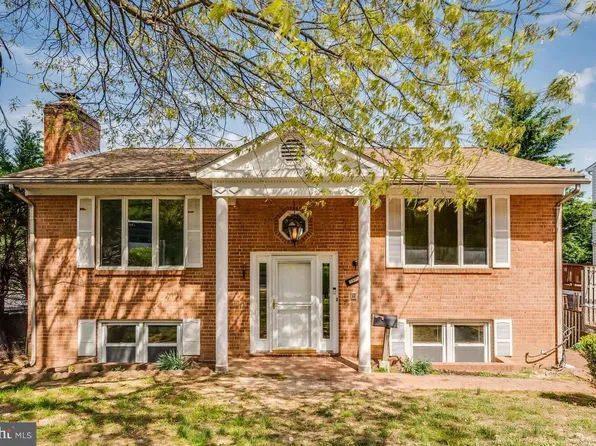 1911 S Kenmore St, Arlington, VA 22204