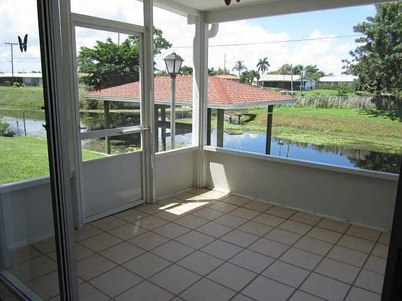 3rd image of 8001 W Lake Dr