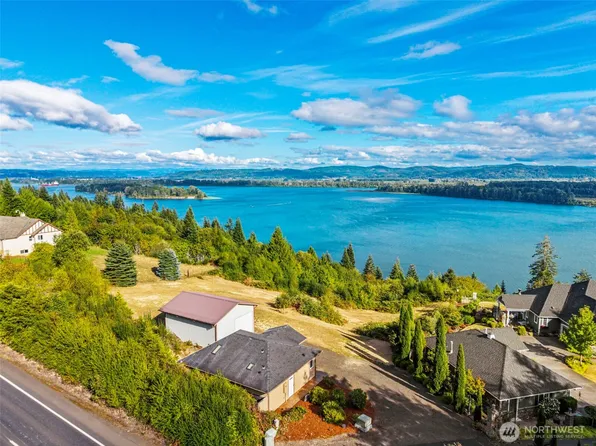 1664 E State Route 4, Cathlamet, WA 98612