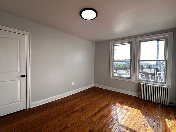 2nd image of 324 Randolph Ave #27E