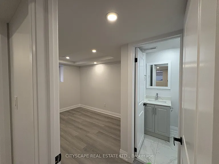 5517 Meadowcrest Ave — Photo 10