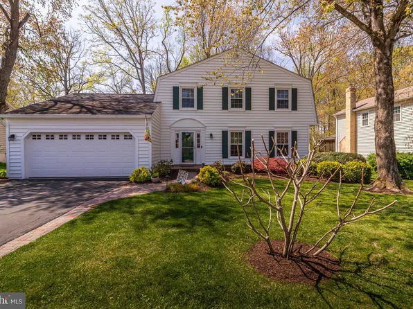 9690 Church Way, Burke, VA 22015