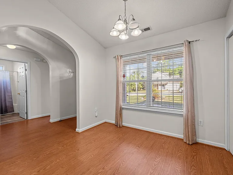 4109 Fawn Glen Dr — Photo 9