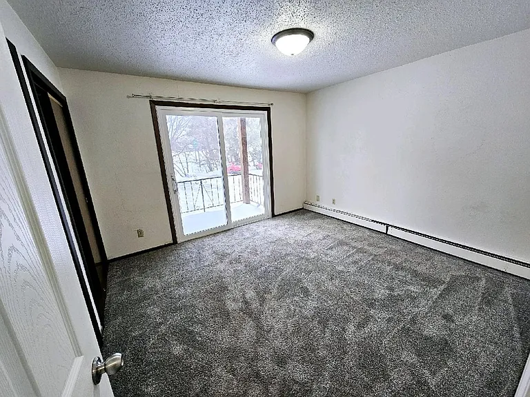 121 W Interstate Ave — Photo 4