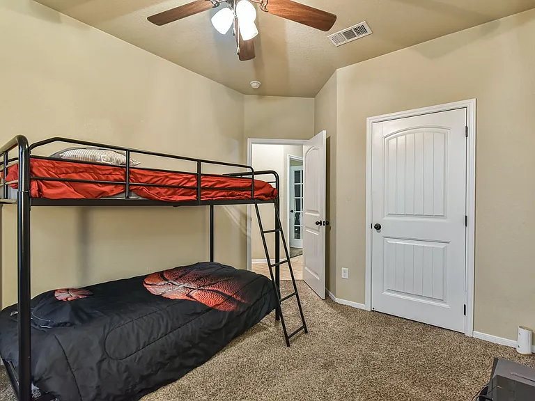 3410 Horizon St — Photo 25