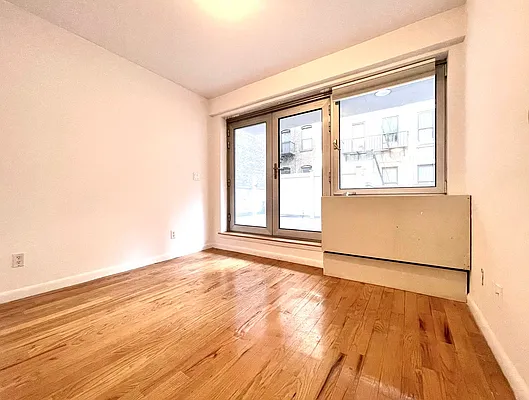 Rented by Metropolitan Property Group | media 19