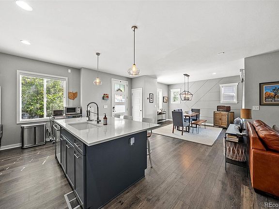 3rd image of 3335 Cranston Circle