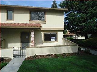 3rd image of 5402 Colony Park Cir