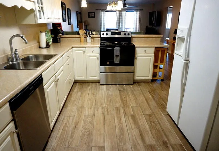 189 Avondale Dr #5 — Photo 14