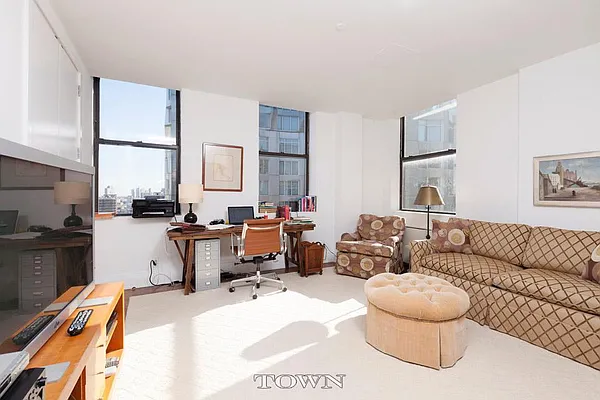 Rented by Town Residential | media 23